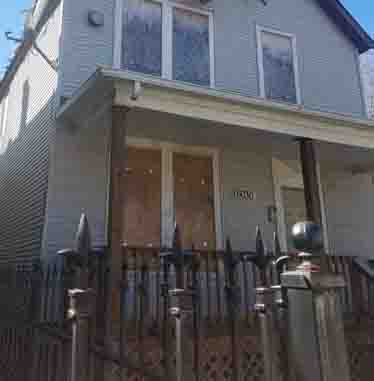 6030 South Wood Street Chicago 60636