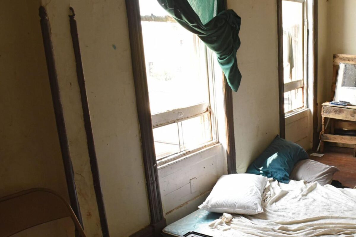 Solution to squatters and rent delinquent tenants problems | URB Chicago